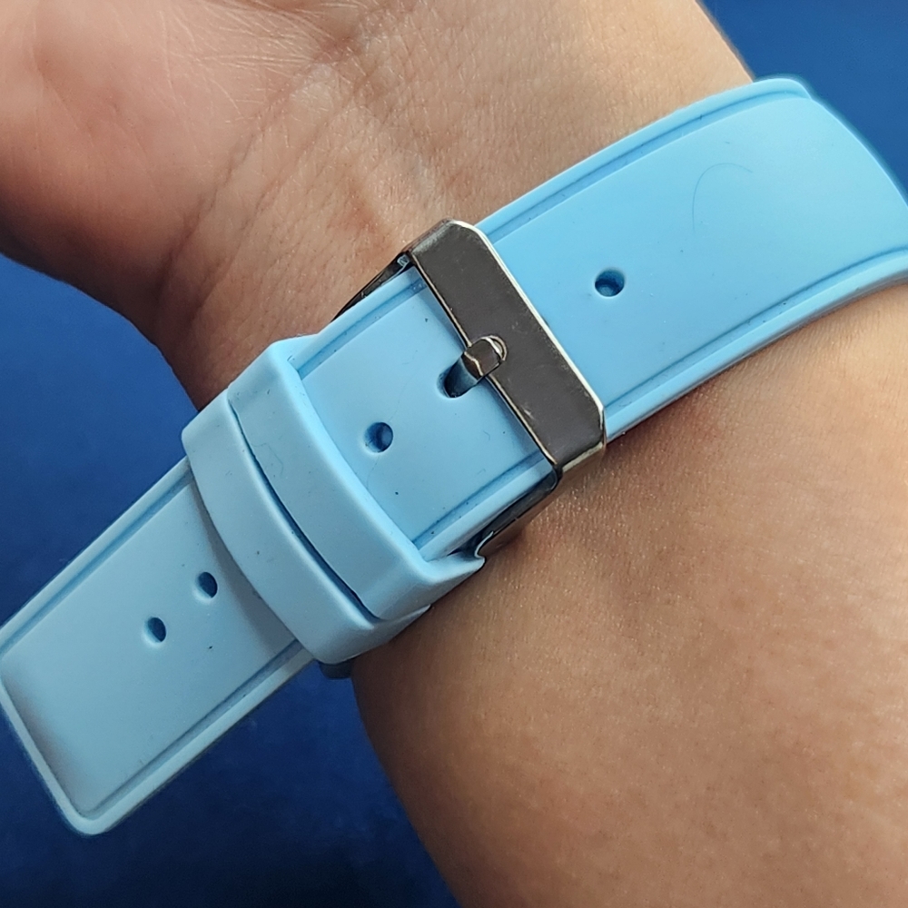 ID Y2K Sky Blue Watch - Picture 3 of 5